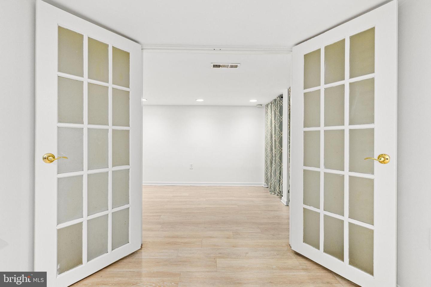 1438 MERIDIAN PL NW #LL1, WASHINGTON, District Of Columbia 20010, 2 Bedrooms Bedrooms, ,1 BathroomBathrooms,Residential,For sale,1438 MERIDIAN PL NW #LL1,DCDC2212138 MLS # DCDC2212138