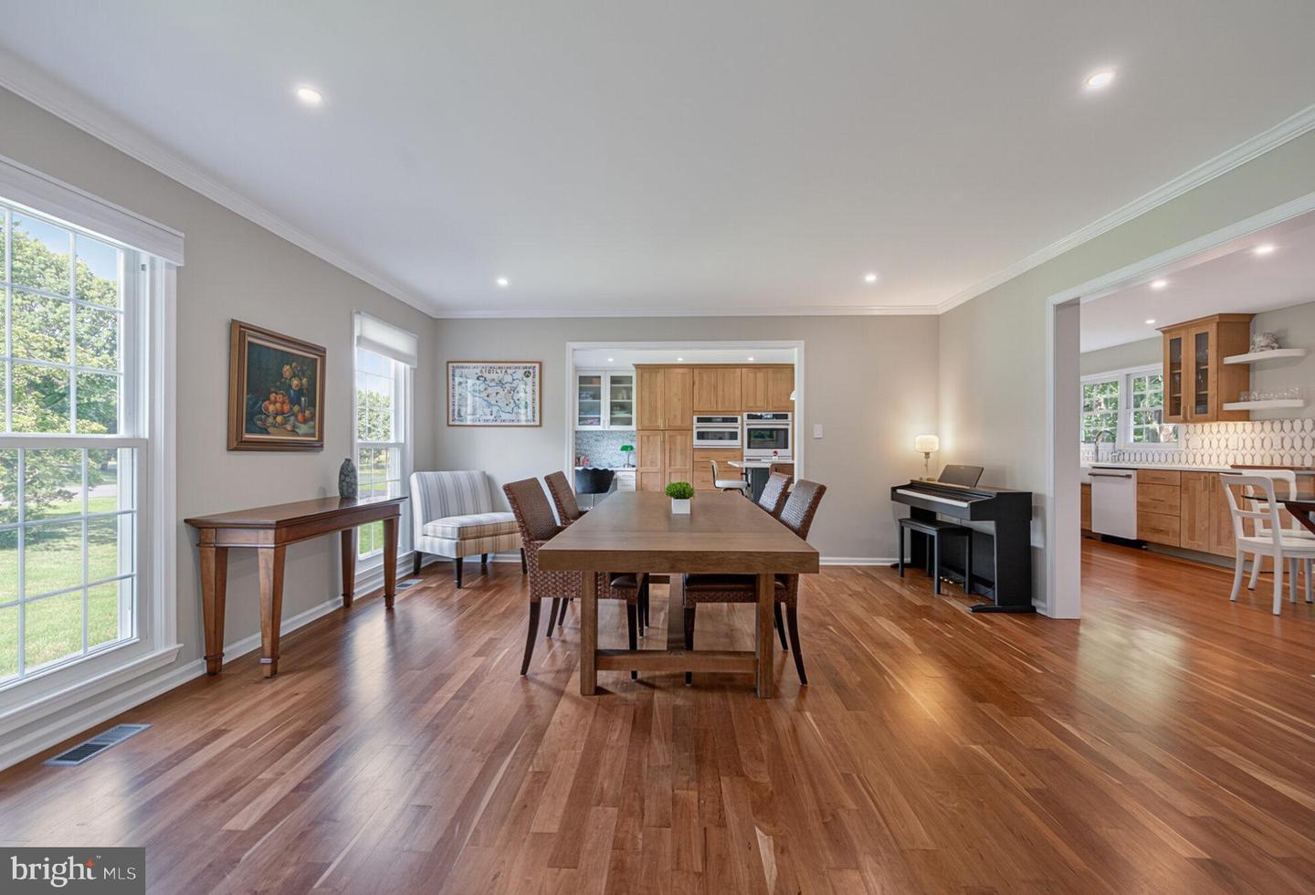 9717 RAMBLING RIDGE CT, FAIRFAX STATION, Virginia 22039, 5 Bedrooms Bedrooms, ,3 BathroomsBathrooms,Residential,For sale,9717 RAMBLING RIDGE CT,VAFX2257664 MLS # VAFX2257664