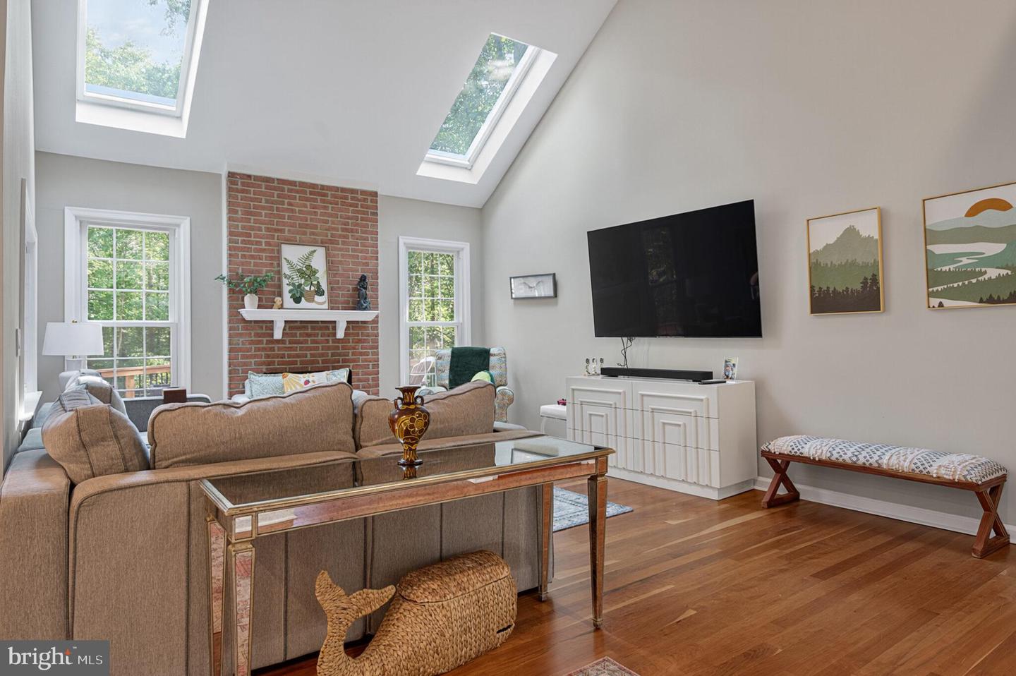 9717 RAMBLING RIDGE CT, FAIRFAX STATION, Virginia 22039, 5 Bedrooms Bedrooms, ,3 BathroomsBathrooms,Residential,For sale,9717 RAMBLING RIDGE CT,VAFX2257664 MLS # VAFX2257664
