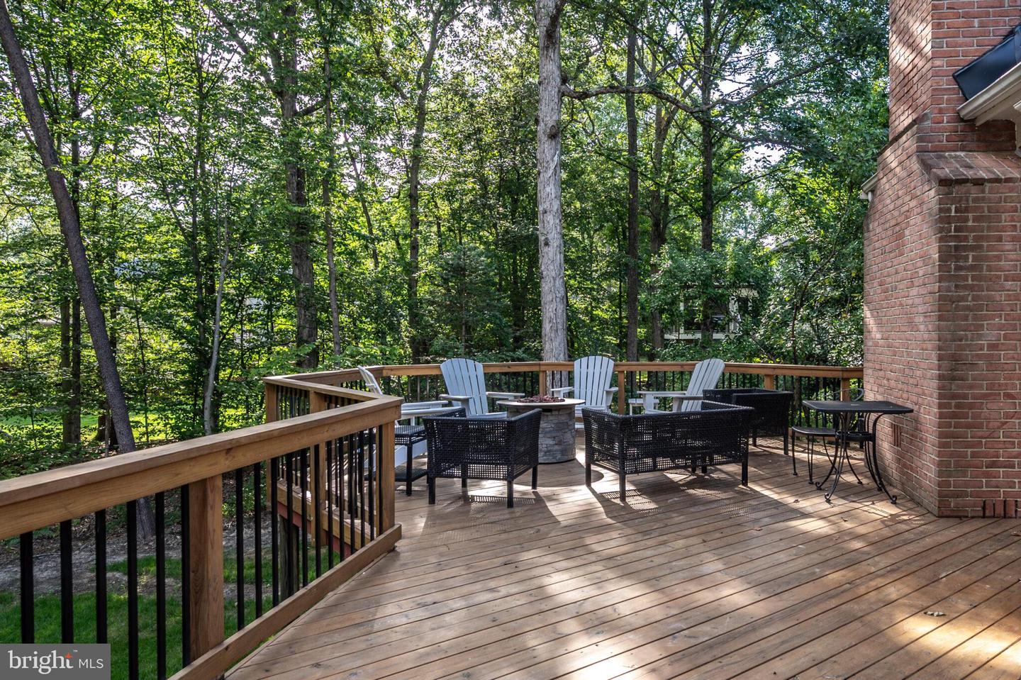 9717 RAMBLING RIDGE CT, FAIRFAX STATION, Virginia 22039, 5 Bedrooms Bedrooms, ,3 BathroomsBathrooms,Residential,For sale,9717 RAMBLING RIDGE CT,VAFX2257664 MLS # VAFX2257664