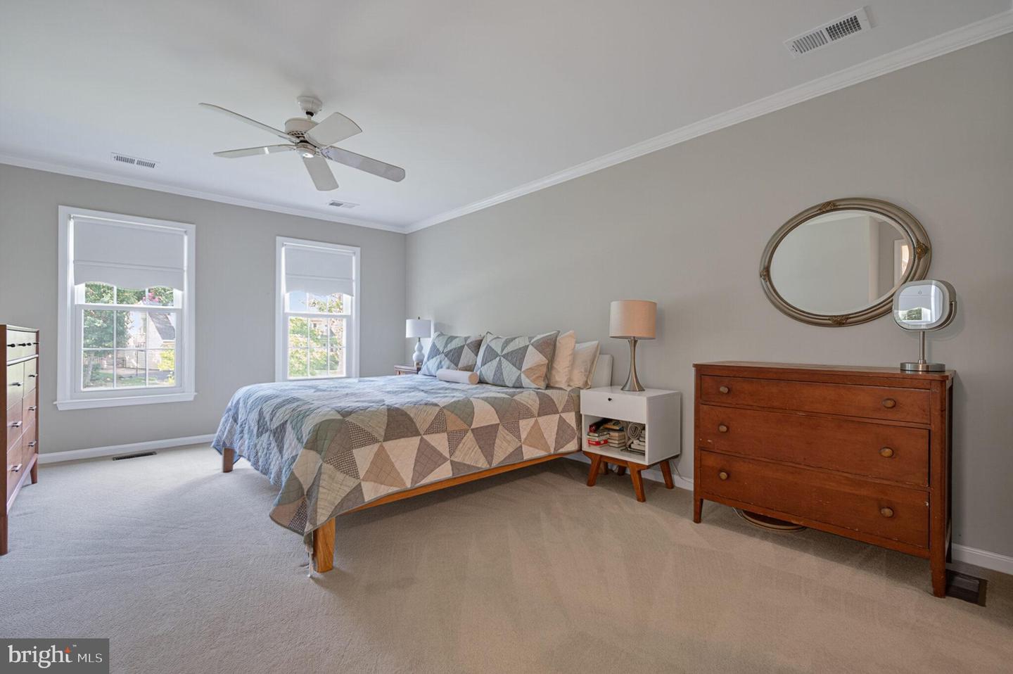 9717 RAMBLING RIDGE CT, FAIRFAX STATION, Virginia 22039, 5 Bedrooms Bedrooms, ,3 BathroomsBathrooms,Residential,For sale,9717 RAMBLING RIDGE CT,VAFX2257664 MLS # VAFX2257664
