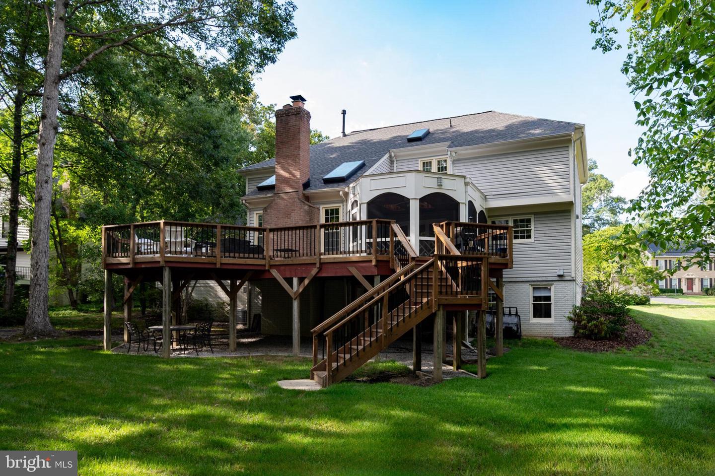 9717 RAMBLING RIDGE CT, FAIRFAX STATION, Virginia 22039, 5 Bedrooms Bedrooms, ,3 BathroomsBathrooms,Residential,For sale,9717 RAMBLING RIDGE CT,VAFX2257664 MLS # VAFX2257664