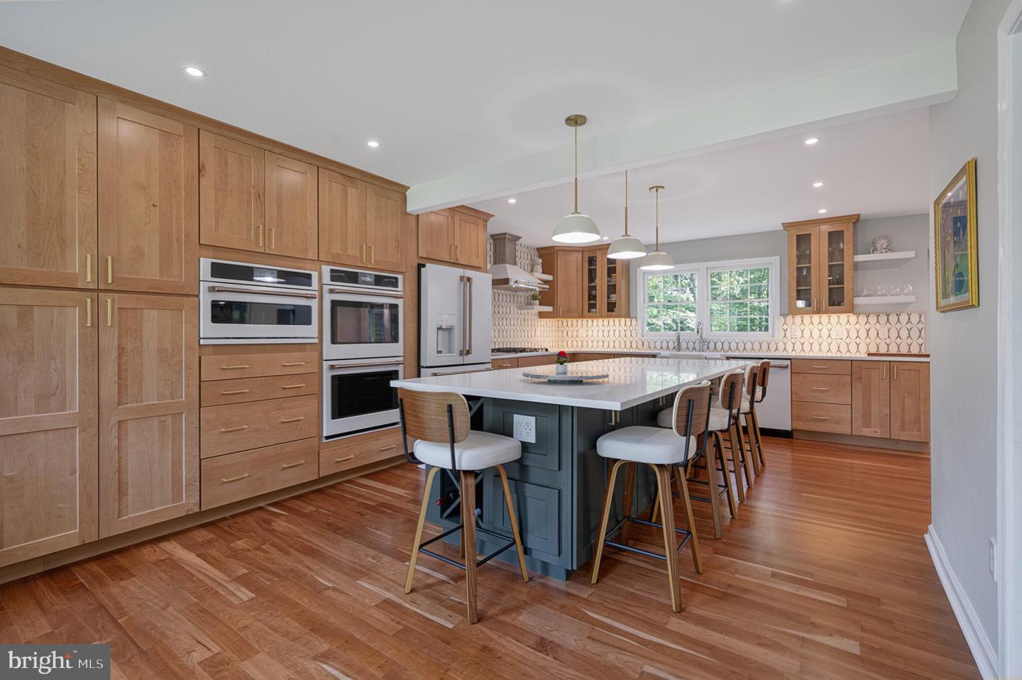 9717 RAMBLING RIDGE CT, FAIRFAX STATION, Virginia 22039, 5 Bedrooms Bedrooms, ,3 BathroomsBathrooms,Residential,For sale,9717 RAMBLING RIDGE CT,VAFX2257664 MLS # VAFX2257664