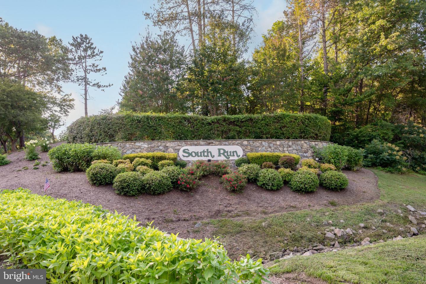 9717 RAMBLING RIDGE CT, FAIRFAX STATION, Virginia 22039, 5 Bedrooms Bedrooms, ,3 BathroomsBathrooms,Residential,For sale,9717 RAMBLING RIDGE CT,VAFX2257664 MLS # VAFX2257664