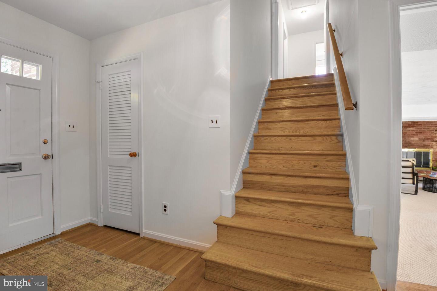 7401 VENICE ST, FALLS CHURCH, Virginia 22043, 4 Bedrooms Bedrooms, ,2 BathroomsBathrooms,Residential,For sale,7401 VENICE ST,VAFX2257696 MLS # VAFX2257696