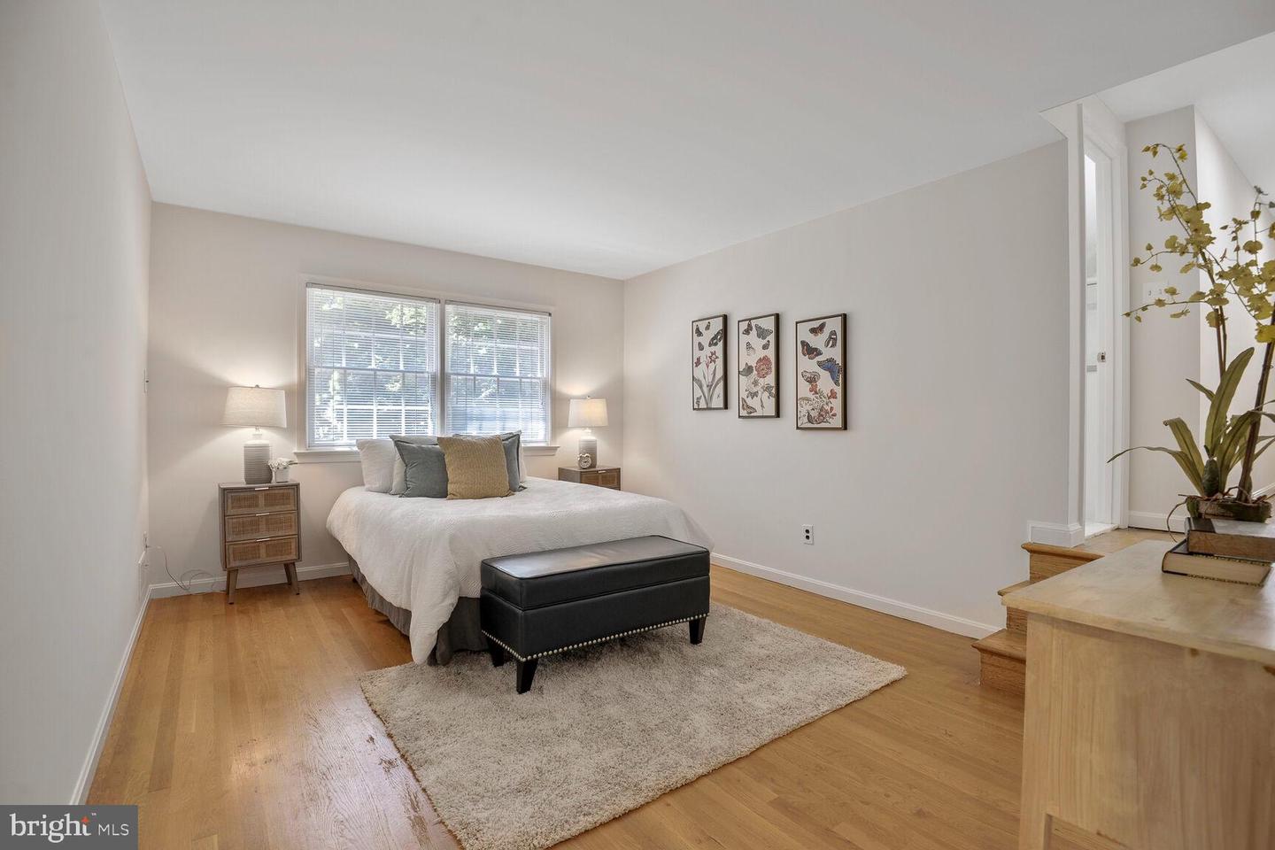 7401 VENICE ST, FALLS CHURCH, Virginia 22043, 4 Bedrooms Bedrooms, ,2 BathroomsBathrooms,Residential,For sale,7401 VENICE ST,VAFX2257696 MLS # VAFX2257696