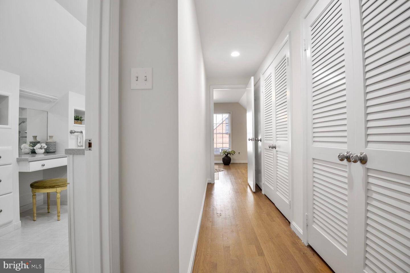 7401 VENICE ST, FALLS CHURCH, Virginia 22043, 4 Bedrooms Bedrooms, ,2 BathroomsBathrooms,Residential,For sale,7401 VENICE ST,VAFX2257696 MLS # VAFX2257696