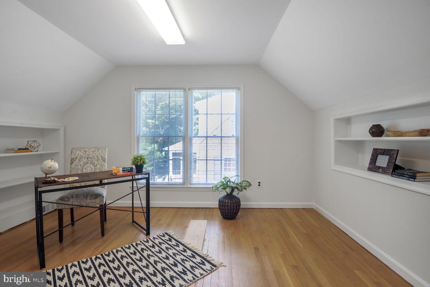 7401 VENICE ST, FALLS CHURCH, Virginia 22043, 4 Bedrooms Bedrooms, ,2 BathroomsBathrooms,Residential,For sale,7401 VENICE ST,VAFX2257696 MLS # VAFX2257696