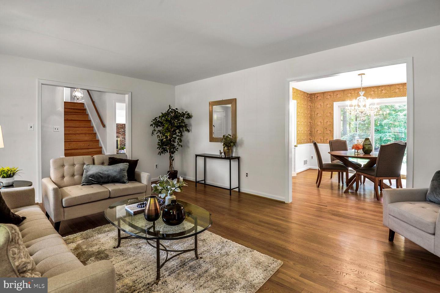 7401 VENICE ST, FALLS CHURCH, Virginia 22043, 4 Bedrooms Bedrooms, ,2 BathroomsBathrooms,Residential,For sale,7401 VENICE ST,VAFX2257696 MLS # VAFX2257696