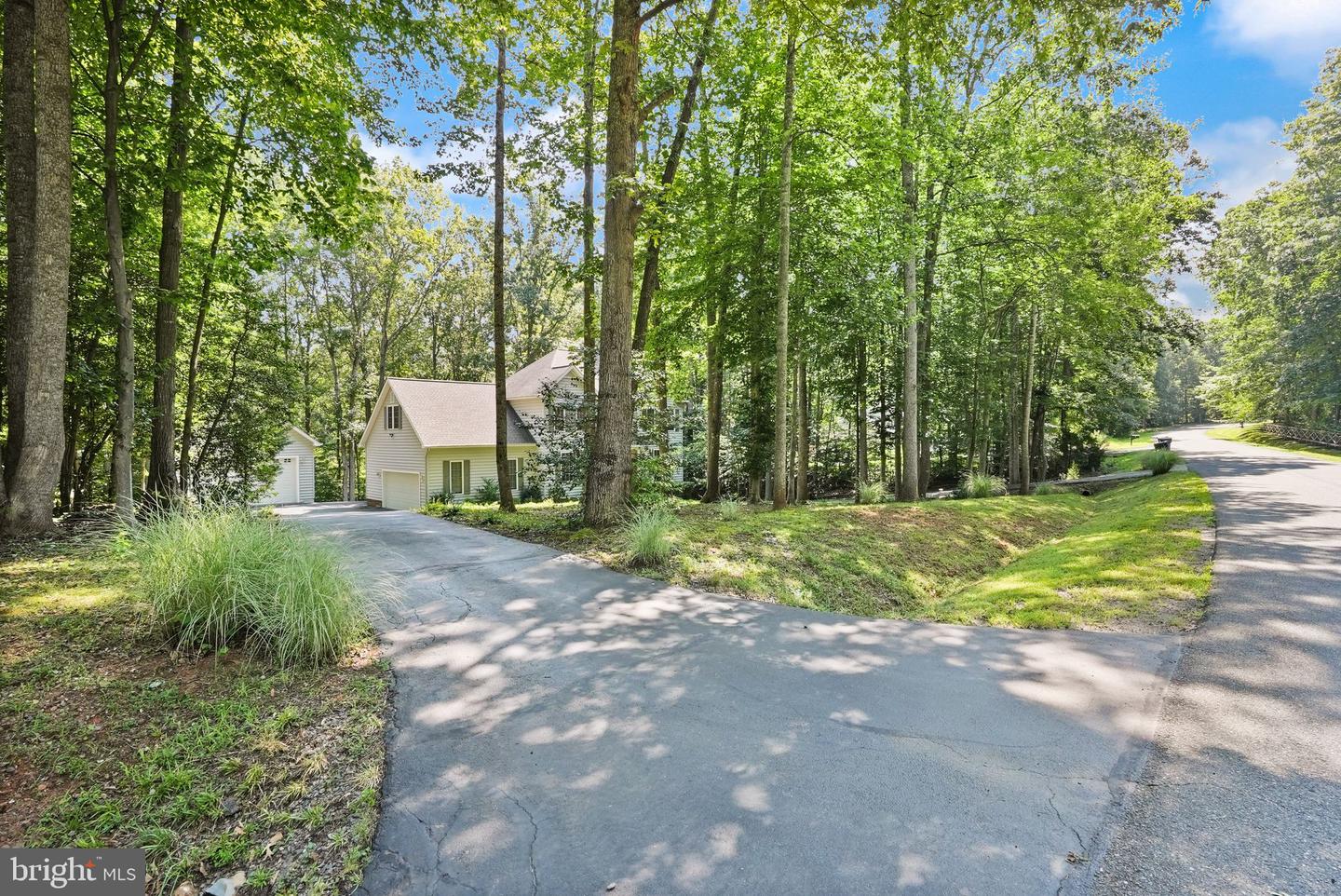 100 KIRKLEY PL, FREDERICKSBURG, Virginia 22406, 5 Bedrooms Bedrooms, ,2 BathroomsBathrooms,Residential,For sale,100 KIRKLEY PL,VAST2041166 MLS # VAST2041166