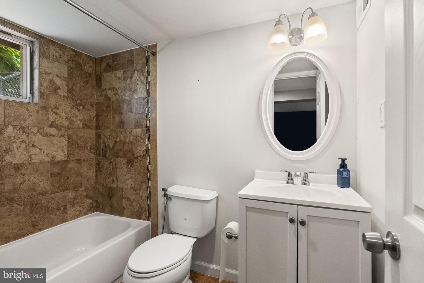 3009 OTIS ST NE, WASHINGTON, District Of Columbia 20018, 3 Bedrooms Bedrooms, ,3 BathroomsBathrooms,Residential,For sale,3009 OTIS ST NE,DCDC2212296 MLS # DCDC2212296