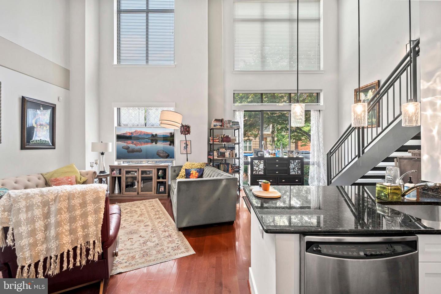520 JOHN CARLYLE ST #108, ALEXANDRIA, Virginia 22314, 1 Bedroom Bedrooms, ,1 BathroomBathrooms,Residential,For sale,520 JOHN CARLYLE ST #108,VAAX2047910 MLS # VAAX2047910
