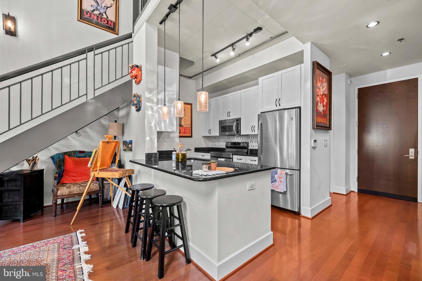 520 JOHN CARLYLE ST #108, ALEXANDRIA, Virginia 22314, 1 Bedroom Bedrooms, ,1 BathroomBathrooms,Residential,For sale,520 JOHN CARLYLE ST #108,VAAX2047910 MLS # VAAX2047910