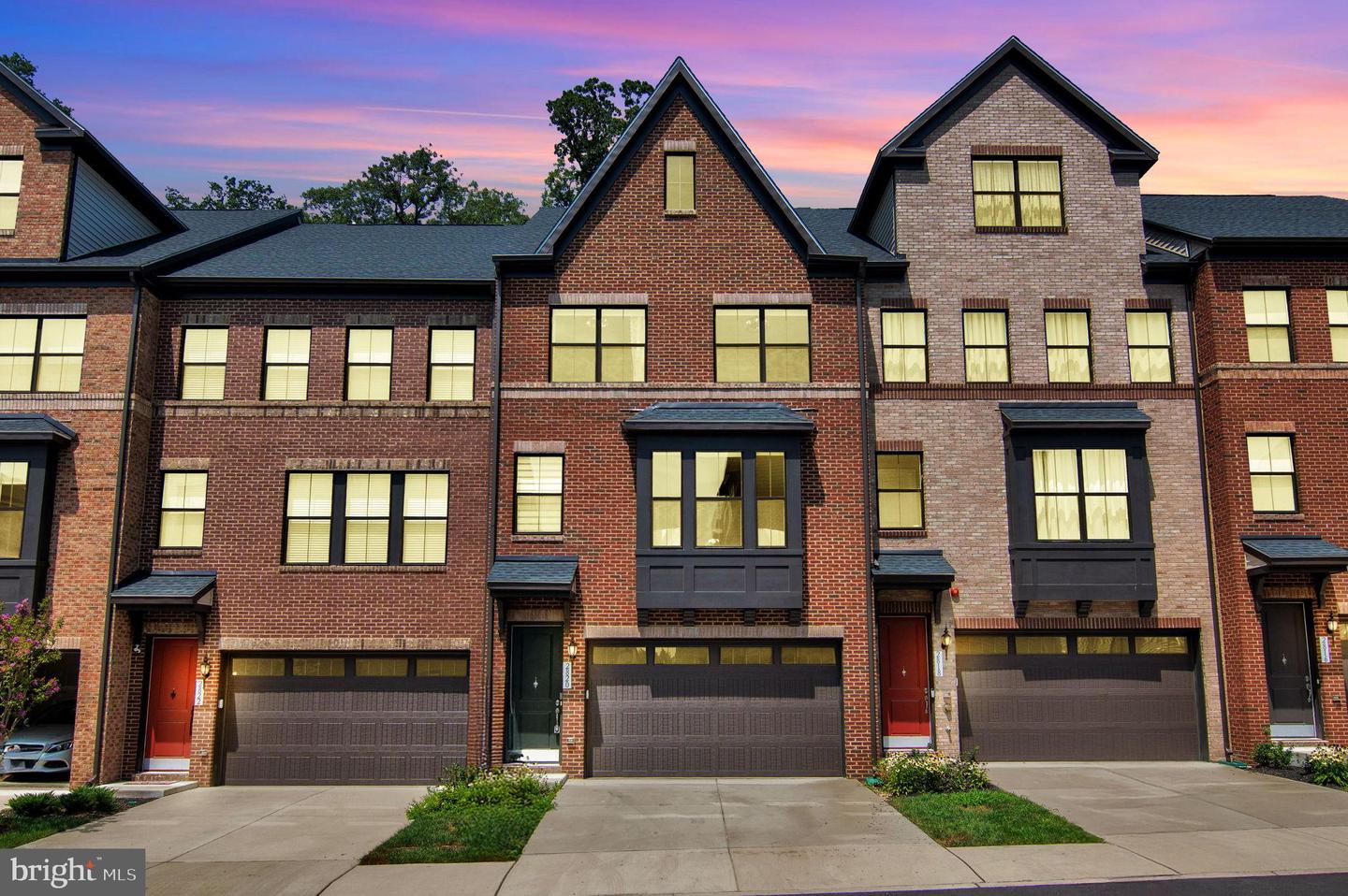 2820 HOKIE LN, ALEXANDRIA, Virginia 22306, 3 Bedrooms Bedrooms, 8 Rooms Rooms,2 BathroomsBathrooms,Residential,For sale,2820 HOKIE LN,VAFX2257886 MLS # VAFX2257886