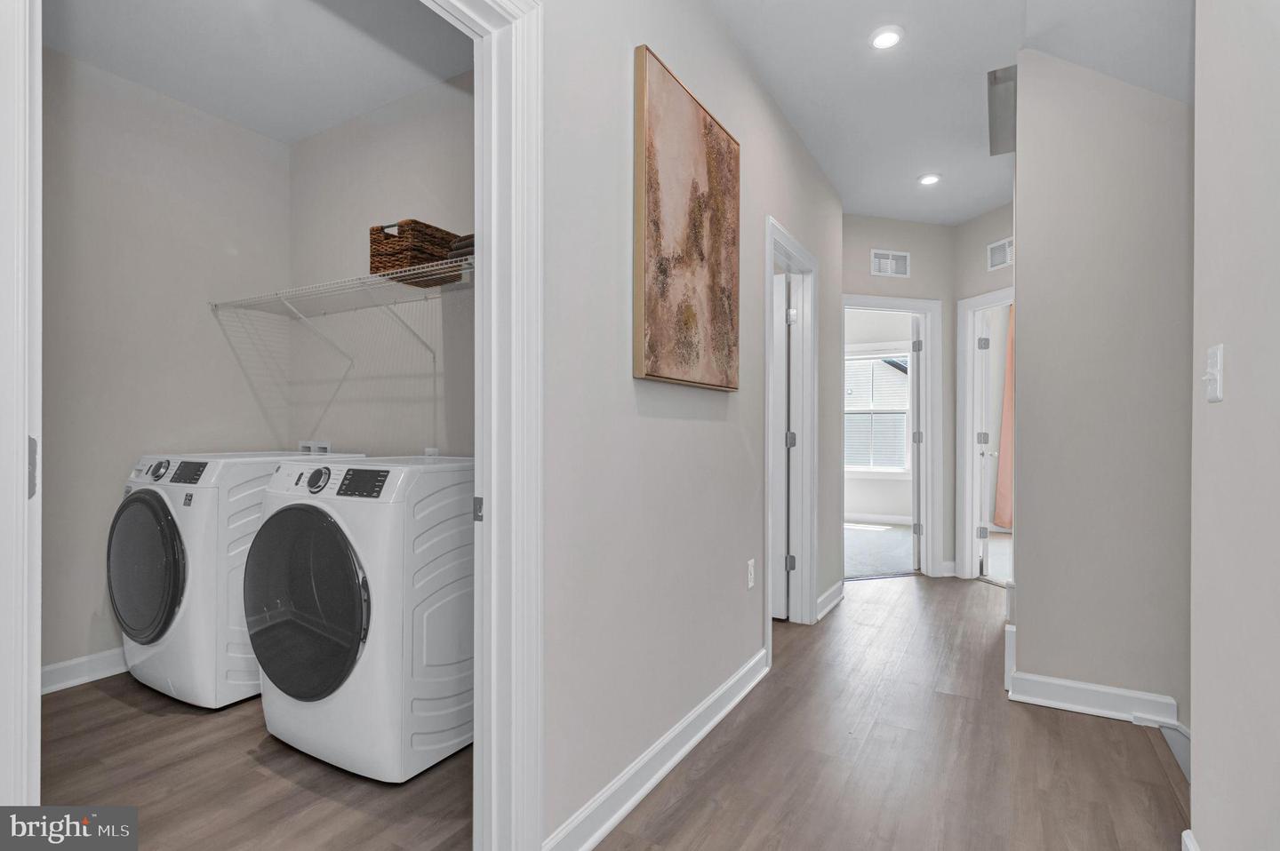 2820 HOKIE LN, ALEXANDRIA, Virginia 22306, 3 Bedrooms Bedrooms, 8 Rooms Rooms,2 BathroomsBathrooms,Residential,For sale,2820 HOKIE LN,VAFX2257886 MLS # VAFX2257886