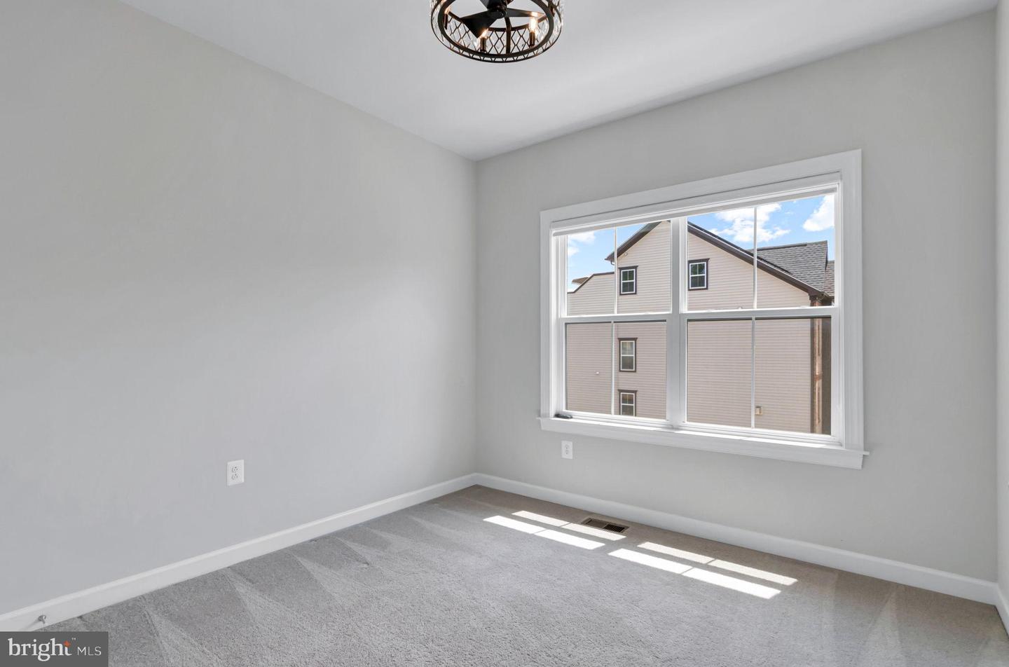 2820 HOKIE LN, ALEXANDRIA, Virginia 22306, 3 Bedrooms Bedrooms, 8 Rooms Rooms,2 BathroomsBathrooms,Residential,For sale,2820 HOKIE LN,VAFX2257886 MLS # VAFX2257886