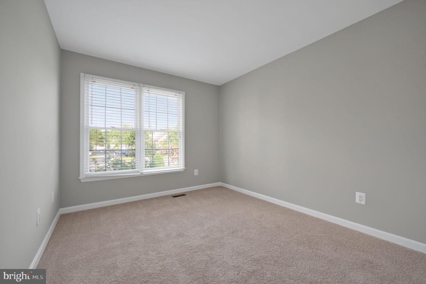 7212 LENSFIELD CT, ALEXANDRIA, Virginia 22315, 3 Bedrooms Bedrooms, ,2 BathroomsBathrooms,Residential,For sale,7212 LENSFIELD CT,VAFX2257912 MLS # VAFX2257912