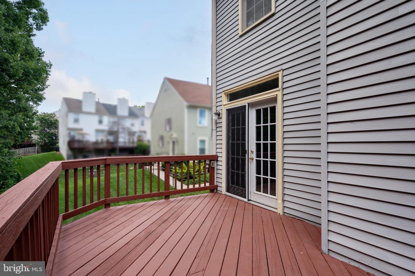 7212 LENSFIELD CT, ALEXANDRIA, Virginia 22315, 3 Bedrooms Bedrooms, ,2 BathroomsBathrooms,Residential,For sale,7212 LENSFIELD CT,VAFX2257912 MLS # VAFX2257912