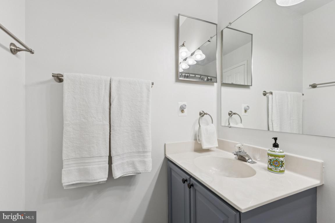 14047 LESTRIC LN, WOODBRIDGE, Virginia 22193, 3 Bedrooms Bedrooms, ,2 BathroomsBathrooms,Residential,For sale,14047 LESTRIC LN,VAPW2100134 MLS # VAPW2100134