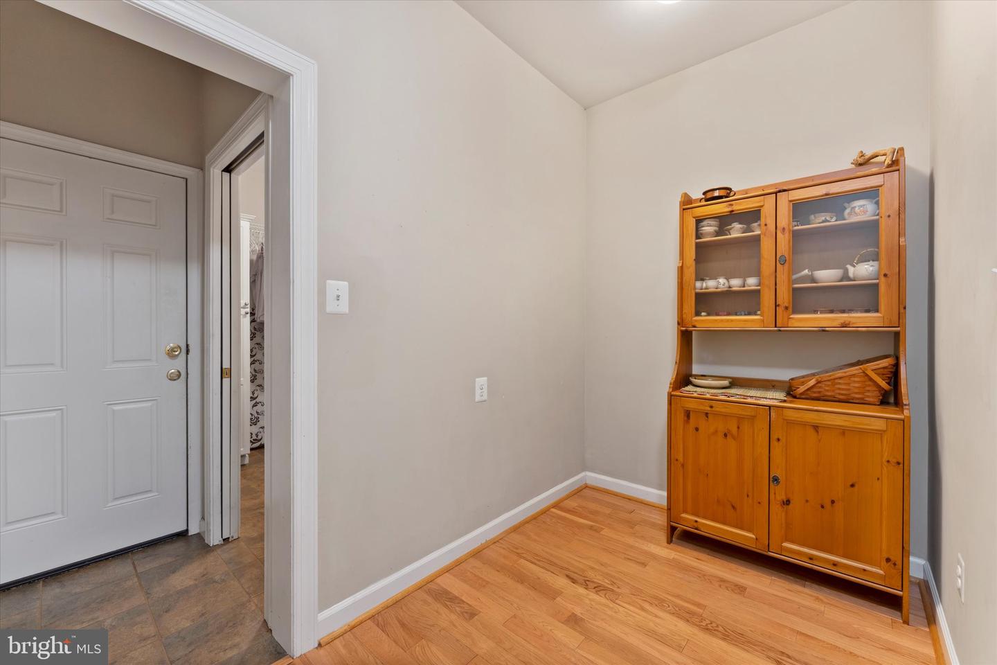 6229 ENON SCHOOL RD, MARSHALL, Virginia 20115, 4 Bedrooms Bedrooms, ,5 BathroomsBathrooms,Residential,For sale,6229 ENON SCHOOL RD,VAFQ2017642 MLS # VAFQ2017642