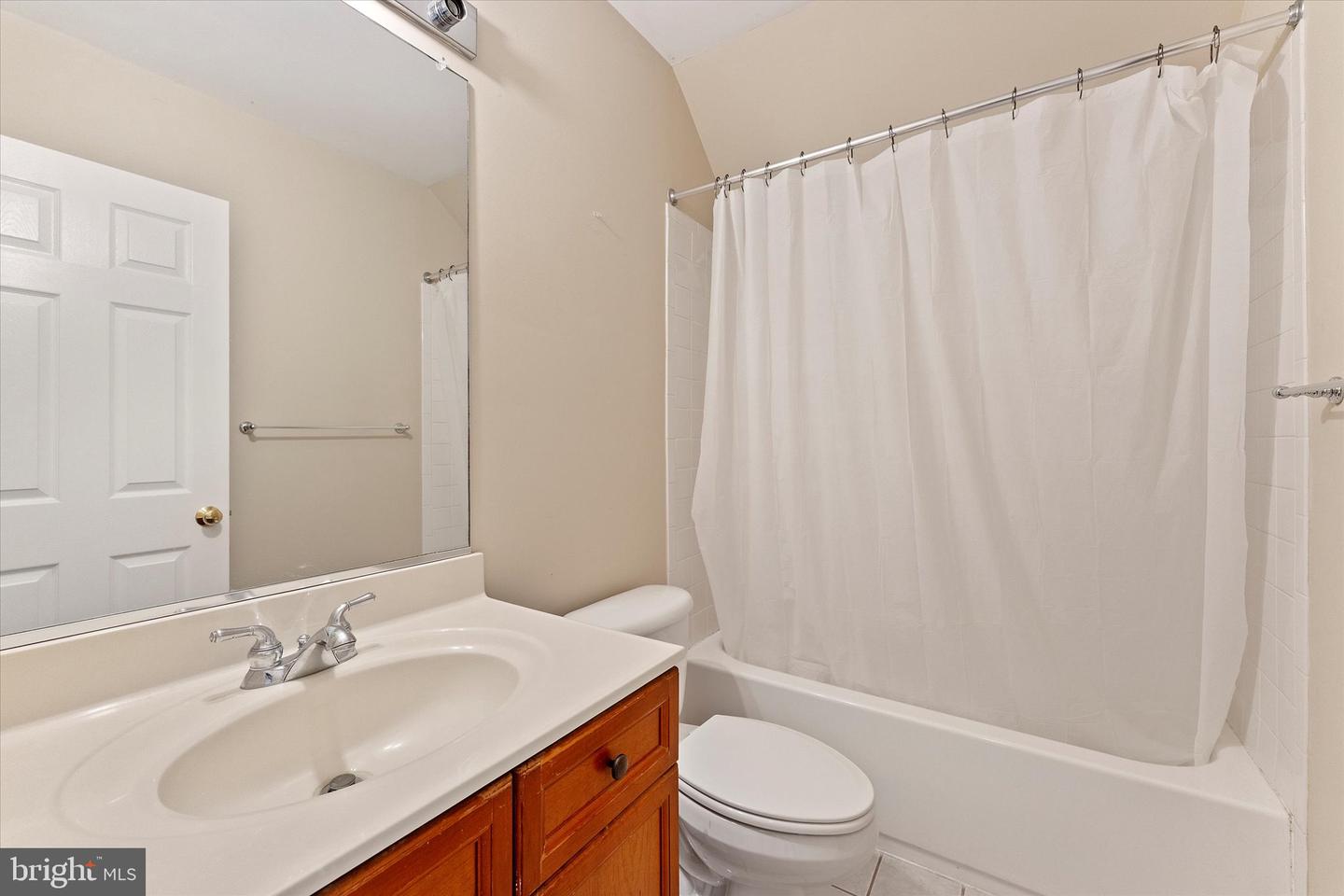 6229 ENON SCHOOL RD, MARSHALL, Virginia 20115, 4 Bedrooms Bedrooms, ,5 BathroomsBathrooms,Residential,For sale,6229 ENON SCHOOL RD,VAFQ2017642 MLS # VAFQ2017642