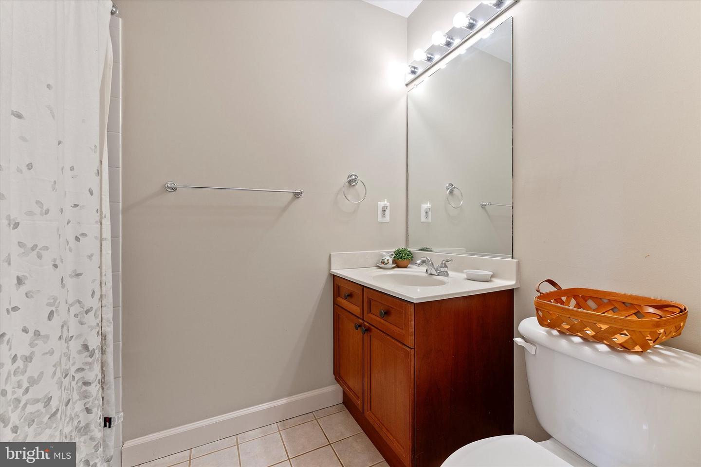 6229 ENON SCHOOL RD, MARSHALL, Virginia 20115, 4 Bedrooms Bedrooms, ,5 BathroomsBathrooms,Residential,For sale,6229 ENON SCHOOL RD,VAFQ2017642 MLS # VAFQ2017642