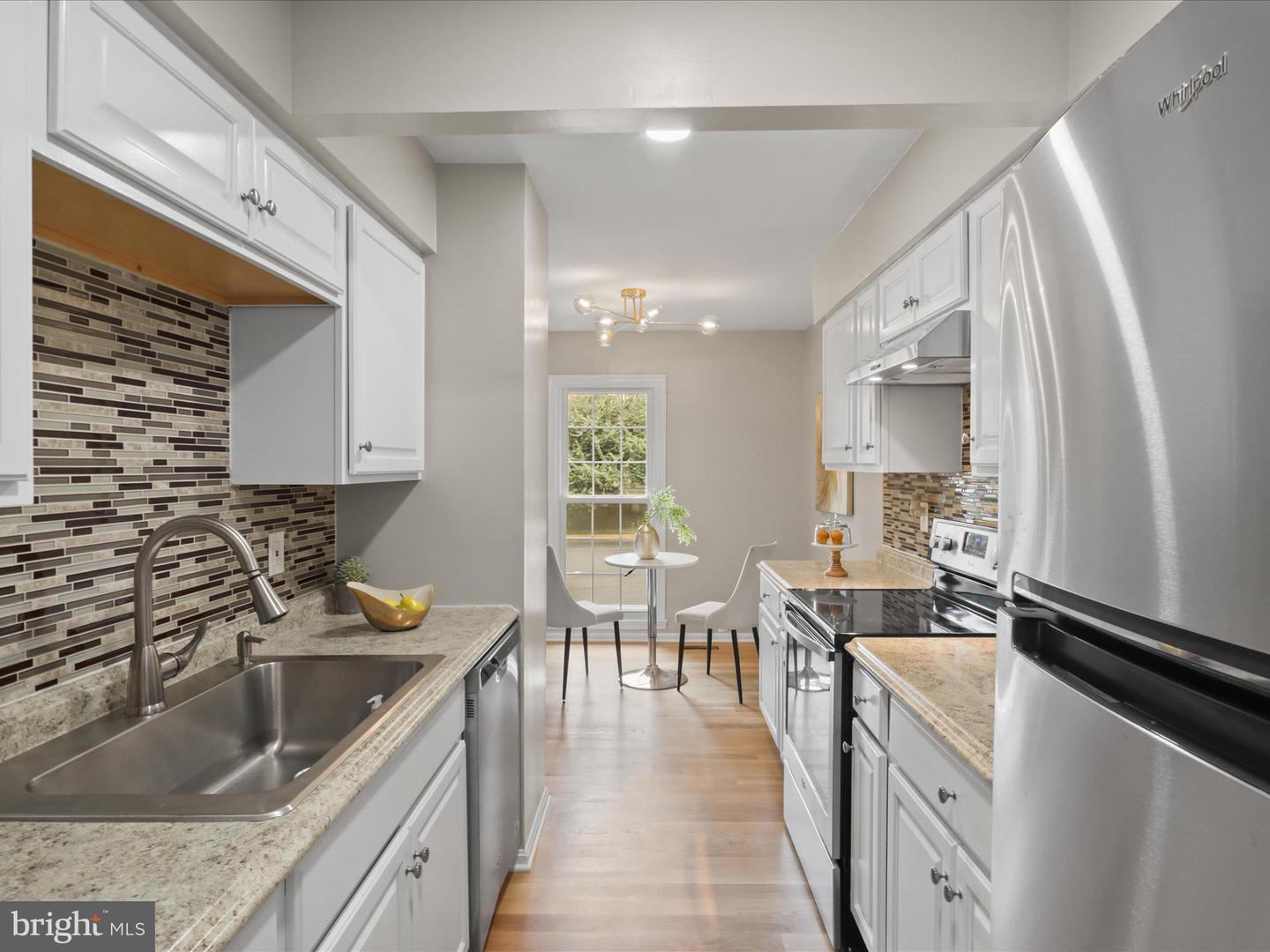 9903 FINIAN CT, VIENNA, Virginia 22181, 4 Bedrooms Bedrooms, 11 Rooms Rooms,3 BathroomsBathrooms,Residential,For sale,9903 FINIAN CT,VAFX2257938 MLS # VAFX2257938