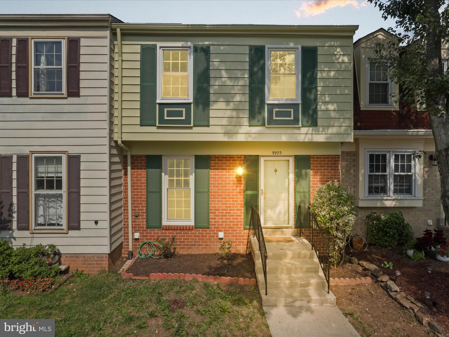 9903 FINIAN CT, VIENNA, Virginia 22181, 4 Bedrooms Bedrooms, 11 Rooms Rooms,3 BathroomsBathrooms,Residential,For sale,9903 FINIAN CT,VAFX2257938 MLS # VAFX2257938