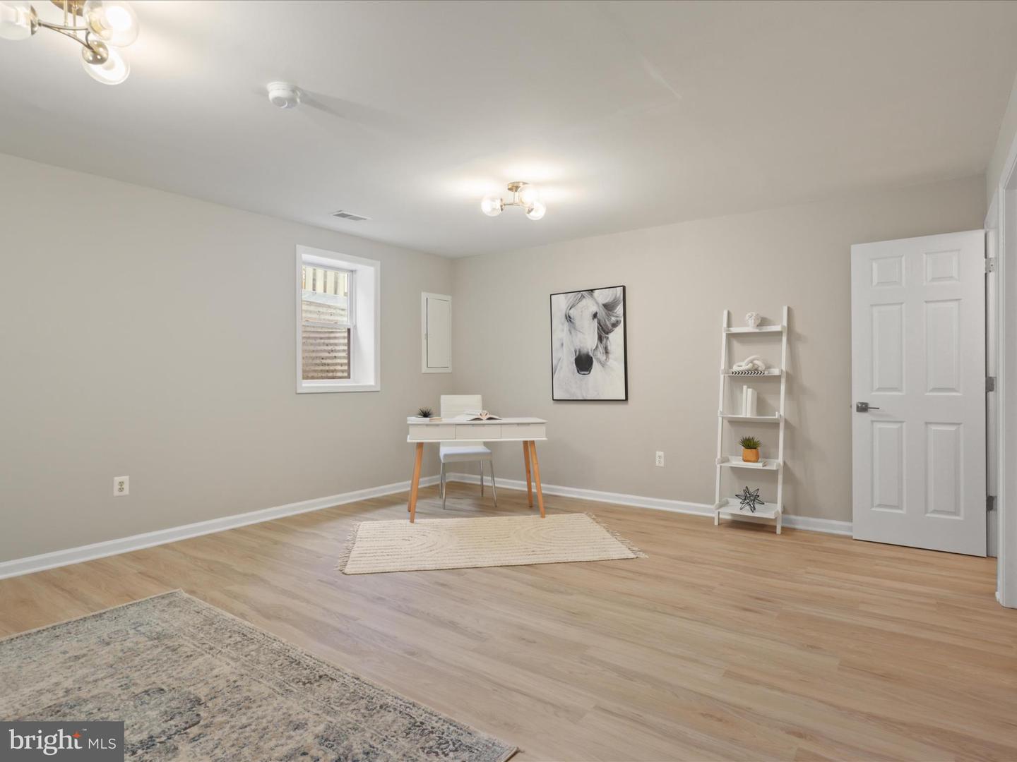 9903 FINIAN CT, VIENNA, Virginia 22181, 4 Bedrooms Bedrooms, 11 Rooms Rooms,3 BathroomsBathrooms,Residential,For sale,9903 FINIAN CT,VAFX2257938 MLS # VAFX2257938