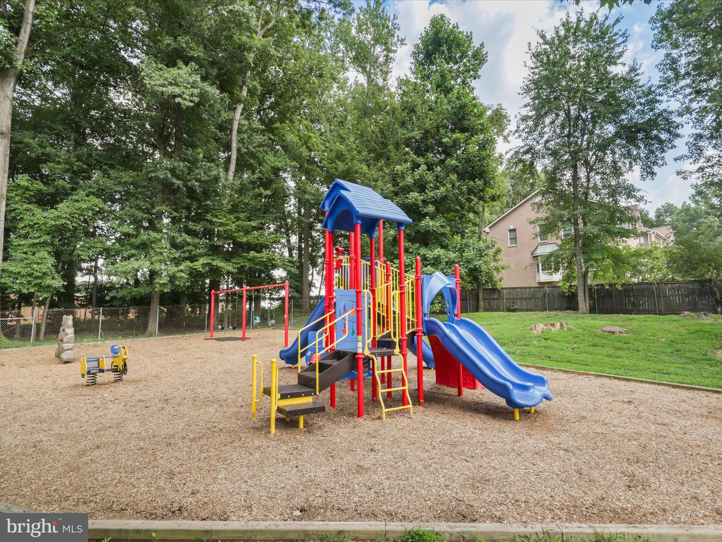 9903 FINIAN CT, VIENNA, Virginia 22181, 4 Bedrooms Bedrooms, 11 Rooms Rooms,3 BathroomsBathrooms,Residential,For sale,9903 FINIAN CT,VAFX2257938 MLS # VAFX2257938