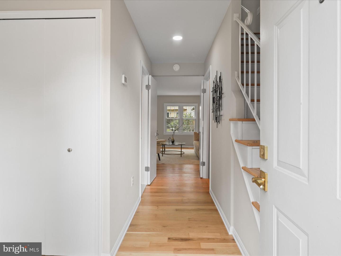 9903 FINIAN CT, VIENNA, Virginia 22181, 4 Bedrooms Bedrooms, 11 Rooms Rooms,3 BathroomsBathrooms,Residential,For sale,9903 FINIAN CT,VAFX2257938 MLS # VAFX2257938
