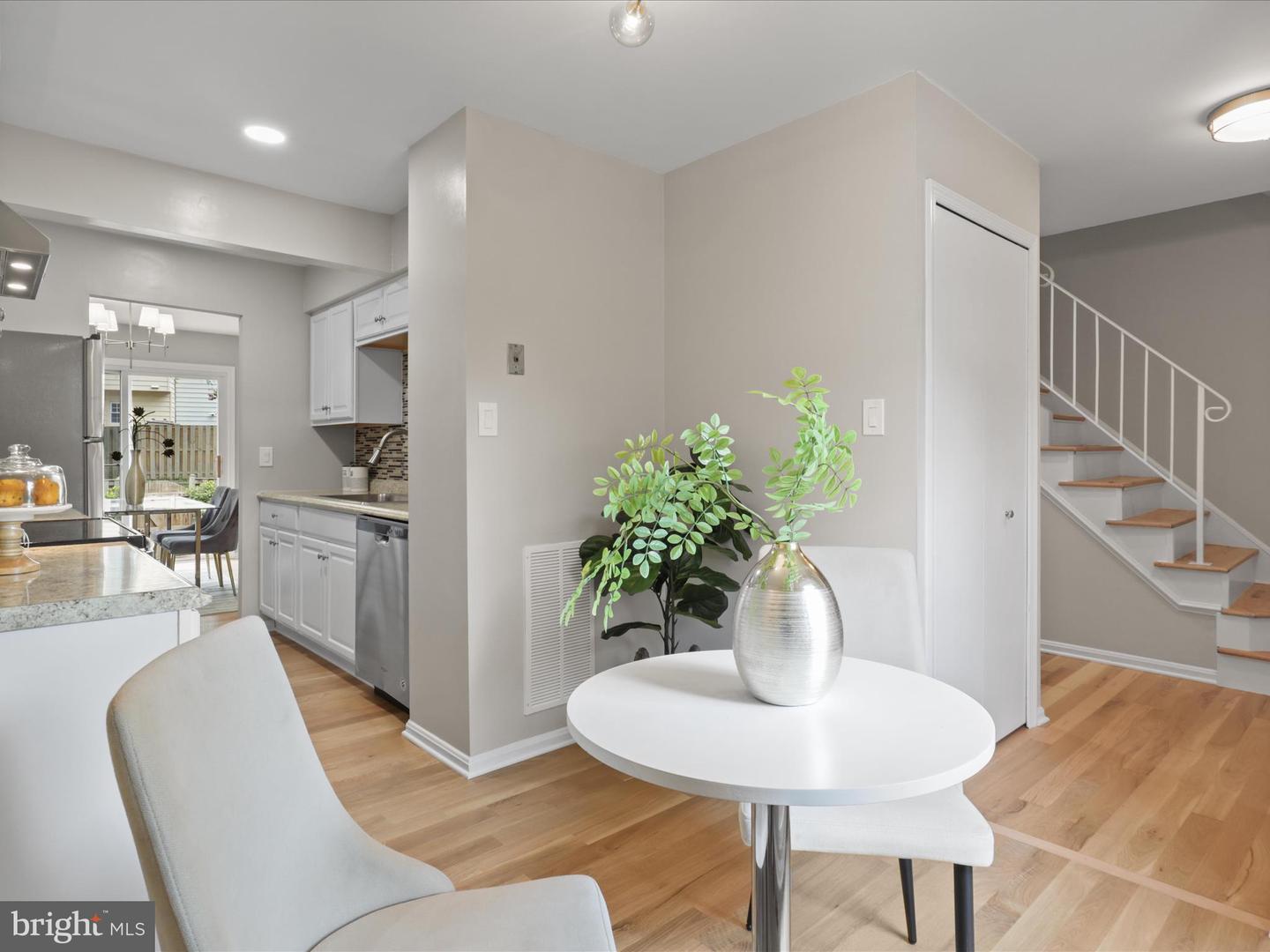 9903 FINIAN CT, VIENNA, Virginia 22181, 4 Bedrooms Bedrooms, 11 Rooms Rooms,3 BathroomsBathrooms,Residential,For sale,9903 FINIAN CT,VAFX2257938 MLS # VAFX2257938