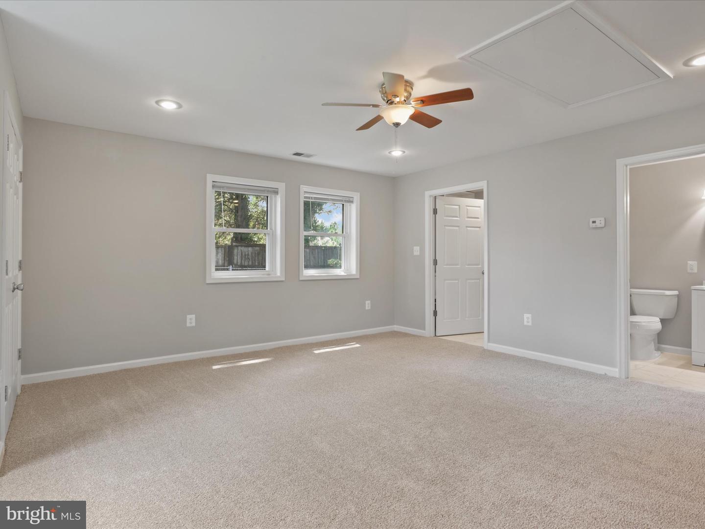 7107 GALESVILLE PL, ANNANDALE, Virginia 22003, 4 Bedrooms Bedrooms, 15 Rooms Rooms,2 BathroomsBathrooms,Residential,For sale,7107 GALESVILLE PL,VAFX2257942 MLS # VAFX2257942