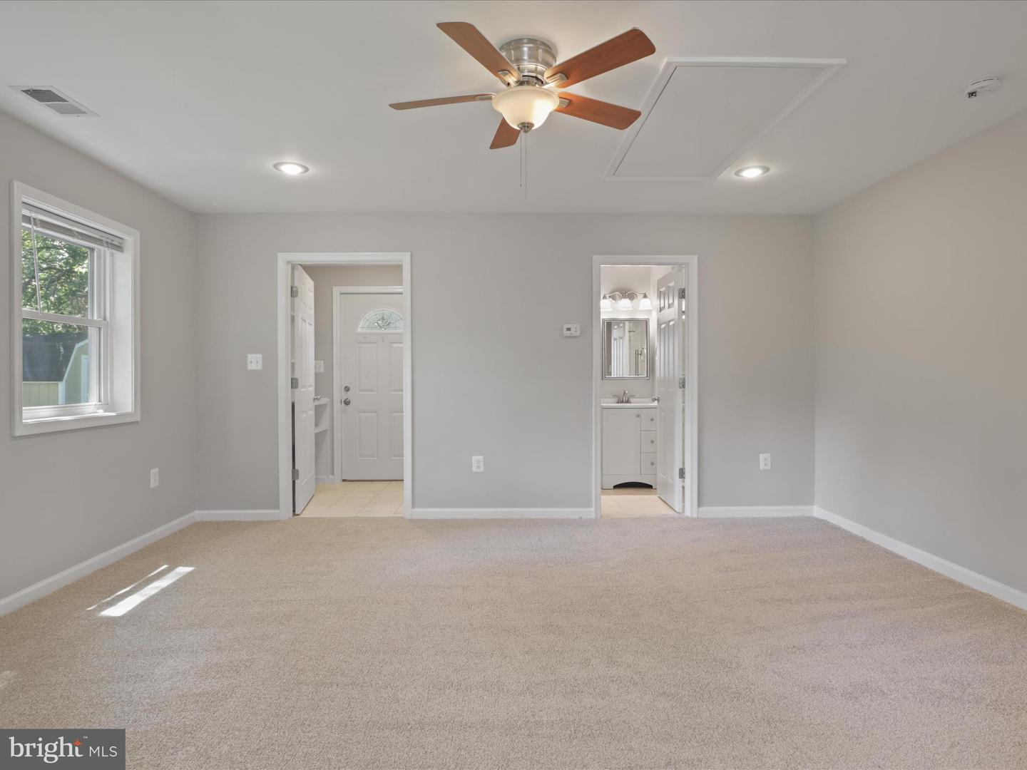 7107 GALESVILLE PL, ANNANDALE, Virginia 22003, 4 Bedrooms Bedrooms, 15 Rooms Rooms,2 BathroomsBathrooms,Residential,For sale,7107 GALESVILLE PL,VAFX2257942 MLS # VAFX2257942