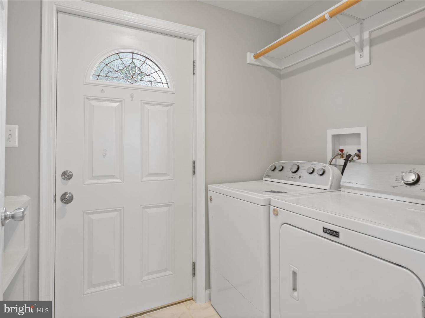 7107 GALESVILLE PL, ANNANDALE, Virginia 22003, 4 Bedrooms Bedrooms, 15 Rooms Rooms,2 BathroomsBathrooms,Residential,For sale,7107 GALESVILLE PL,VAFX2257942 MLS # VAFX2257942