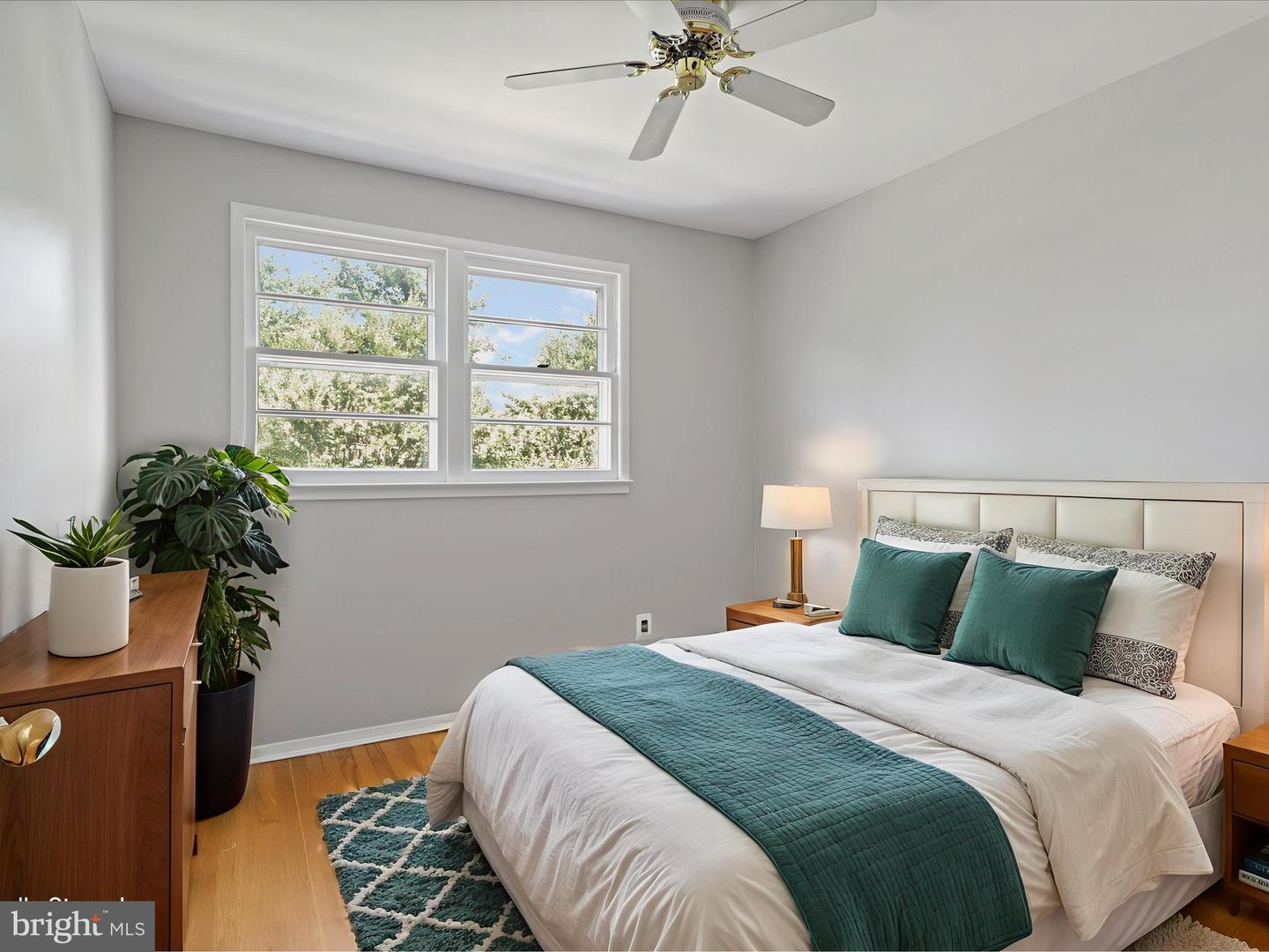 7107 GALESVILLE PL, ANNANDALE, Virginia 22003, 4 Bedrooms Bedrooms, 15 Rooms Rooms,2 BathroomsBathrooms,Residential,For sale,7107 GALESVILLE PL,VAFX2257942 MLS # VAFX2257942
