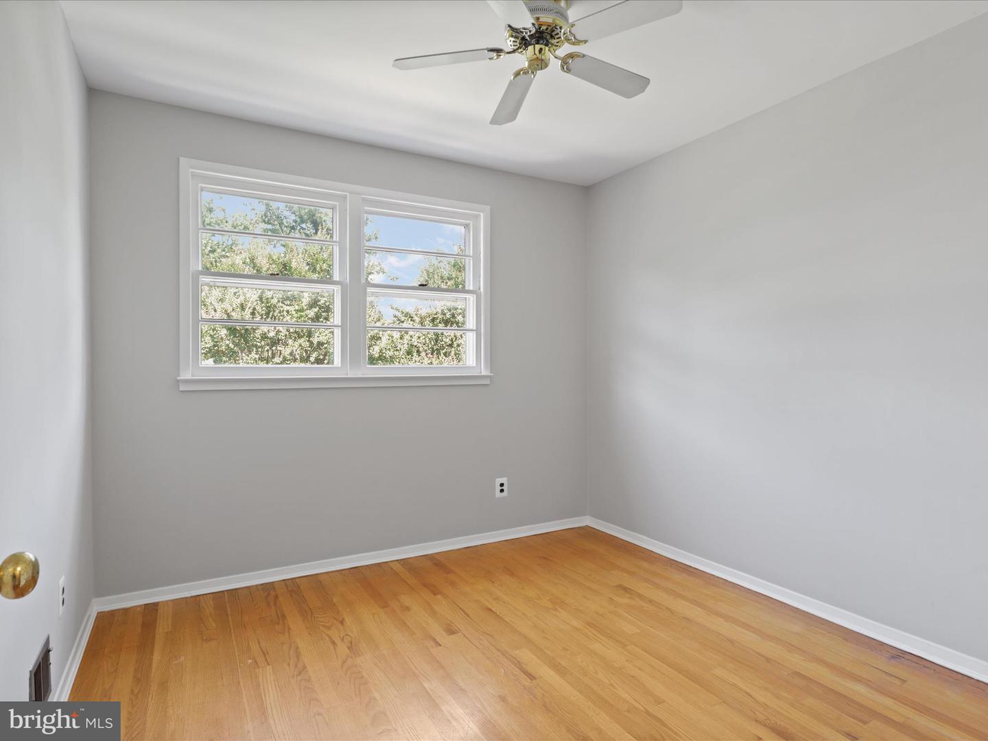 7107 GALESVILLE PL, ANNANDALE, Virginia 22003, 4 Bedrooms Bedrooms, 15 Rooms Rooms,2 BathroomsBathrooms,Residential,For sale,7107 GALESVILLE PL,VAFX2257942 MLS # VAFX2257942