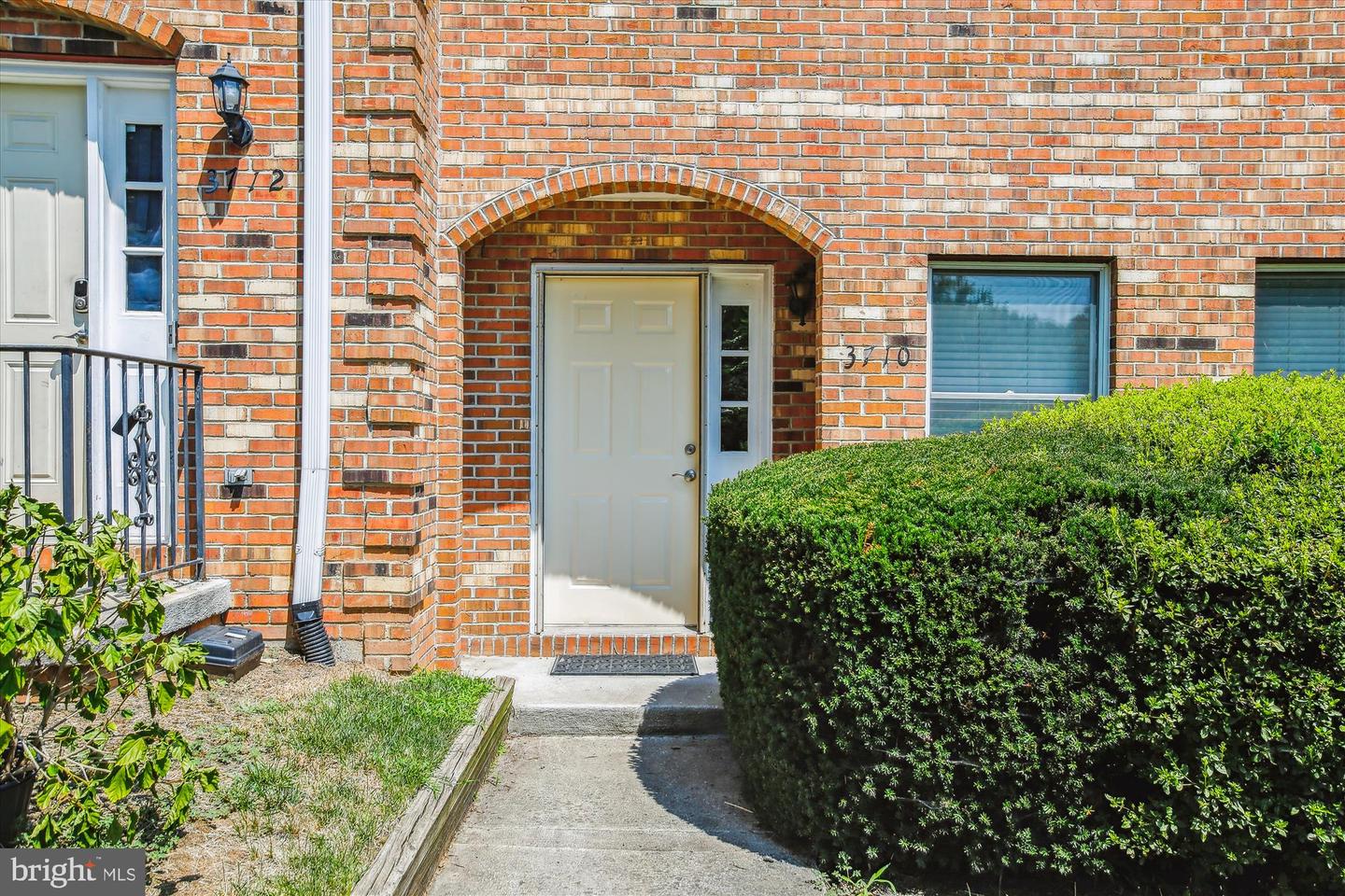 3710 MADISON LN, FALLS CHURCH, Virginia 22041, 3 Bedrooms Bedrooms, ,3 BathroomsBathrooms,Residential,For sale,3710 MADISON LN,VAFX2257958 MLS # VAFX2257958