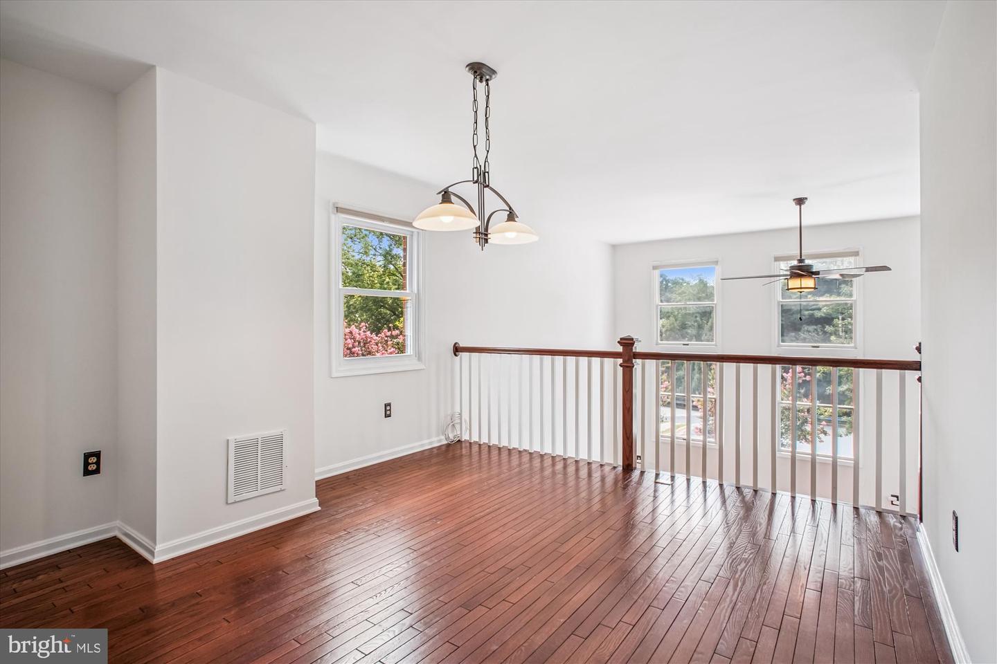 3710 MADISON LN, FALLS CHURCH, Virginia 22041, 3 Bedrooms Bedrooms, ,3 BathroomsBathrooms,Residential,For sale,3710 MADISON LN,VAFX2257958 MLS # VAFX2257958