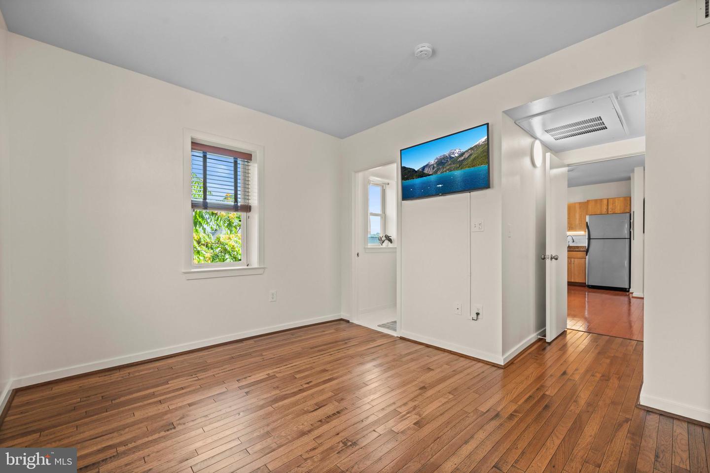 3534 10TH ST NW #450, WASHINGTON, District Of Columbia 20010, 1 Bedroom Bedrooms, ,1 BathroomBathrooms,Residential,For sale,3534 10TH ST NW #450,DCDC2212404 MLS # DCDC2212404