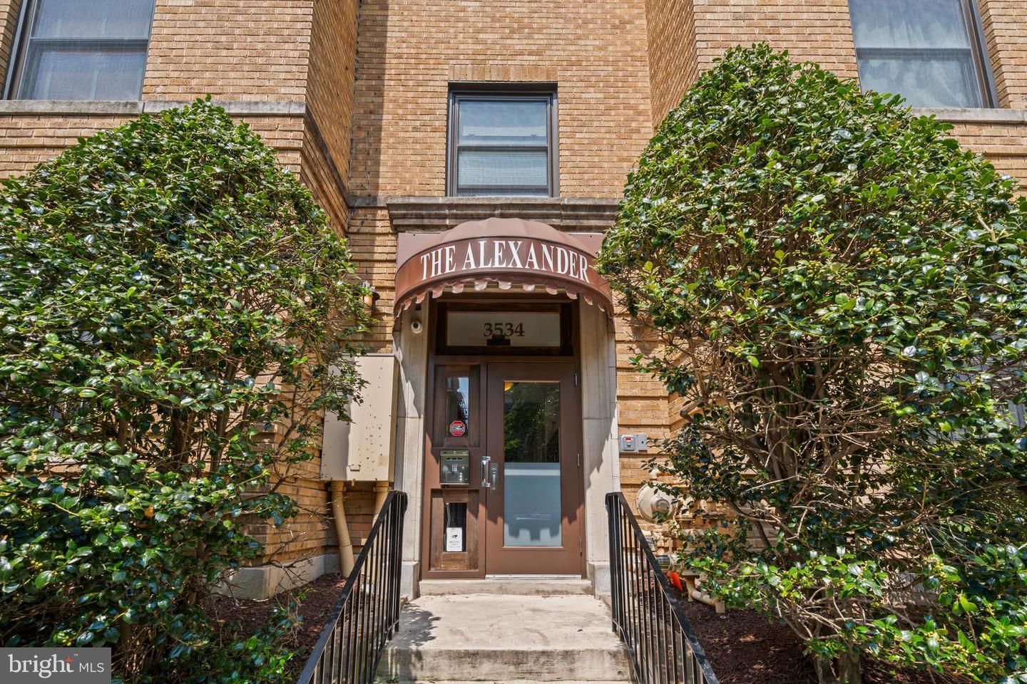 3534 10TH ST NW #450, WASHINGTON, District Of Columbia 20010, 1 Bedroom Bedrooms, ,1 BathroomBathrooms,Residential,For sale,3534 10TH ST NW #450,DCDC2212404 MLS # DCDC2212404