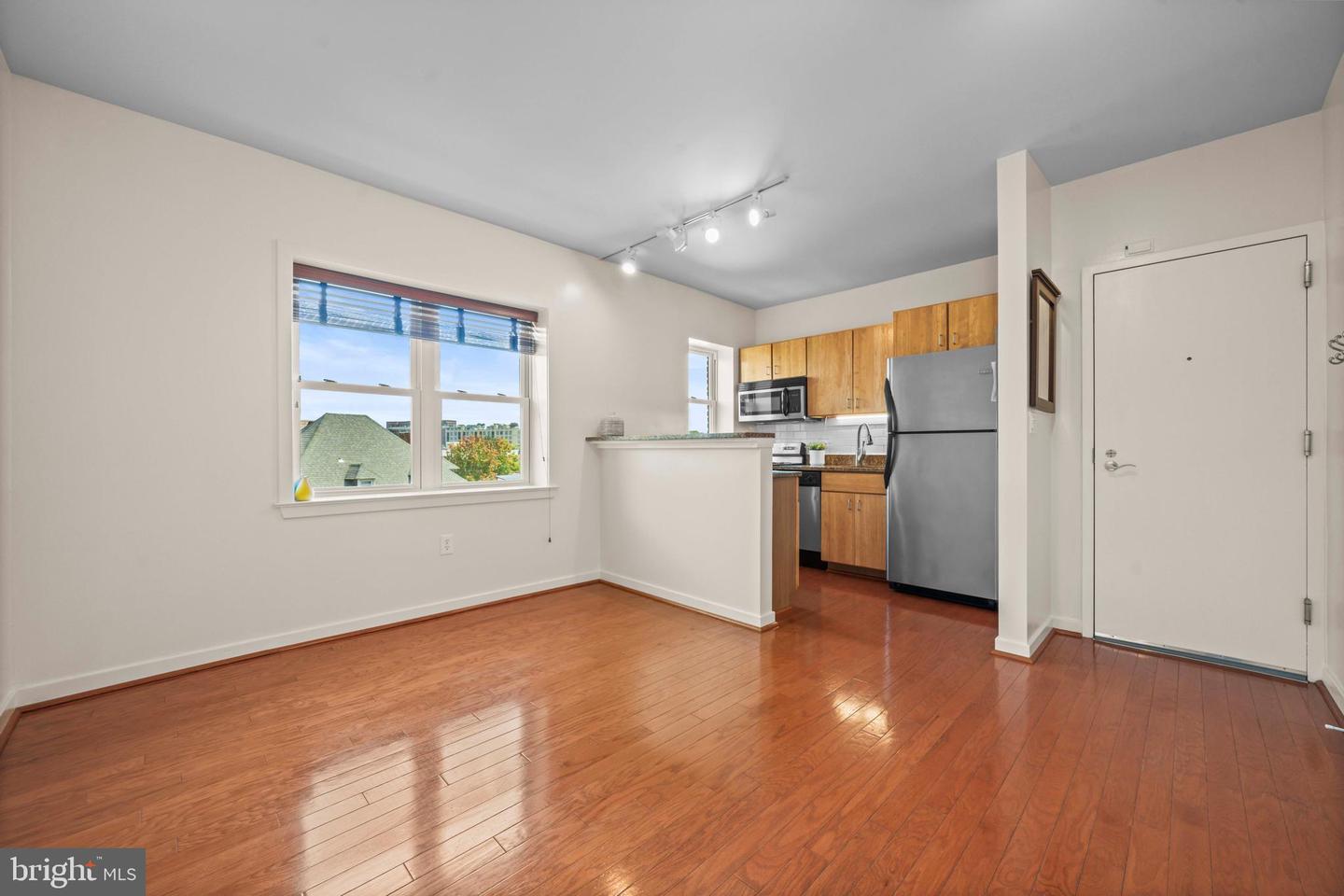 3534 10TH ST NW #450, WASHINGTON, District Of Columbia 20010, 1 Bedroom Bedrooms, ,1 BathroomBathrooms,Residential,For sale,3534 10TH ST NW #450,DCDC2212404 MLS # DCDC2212404