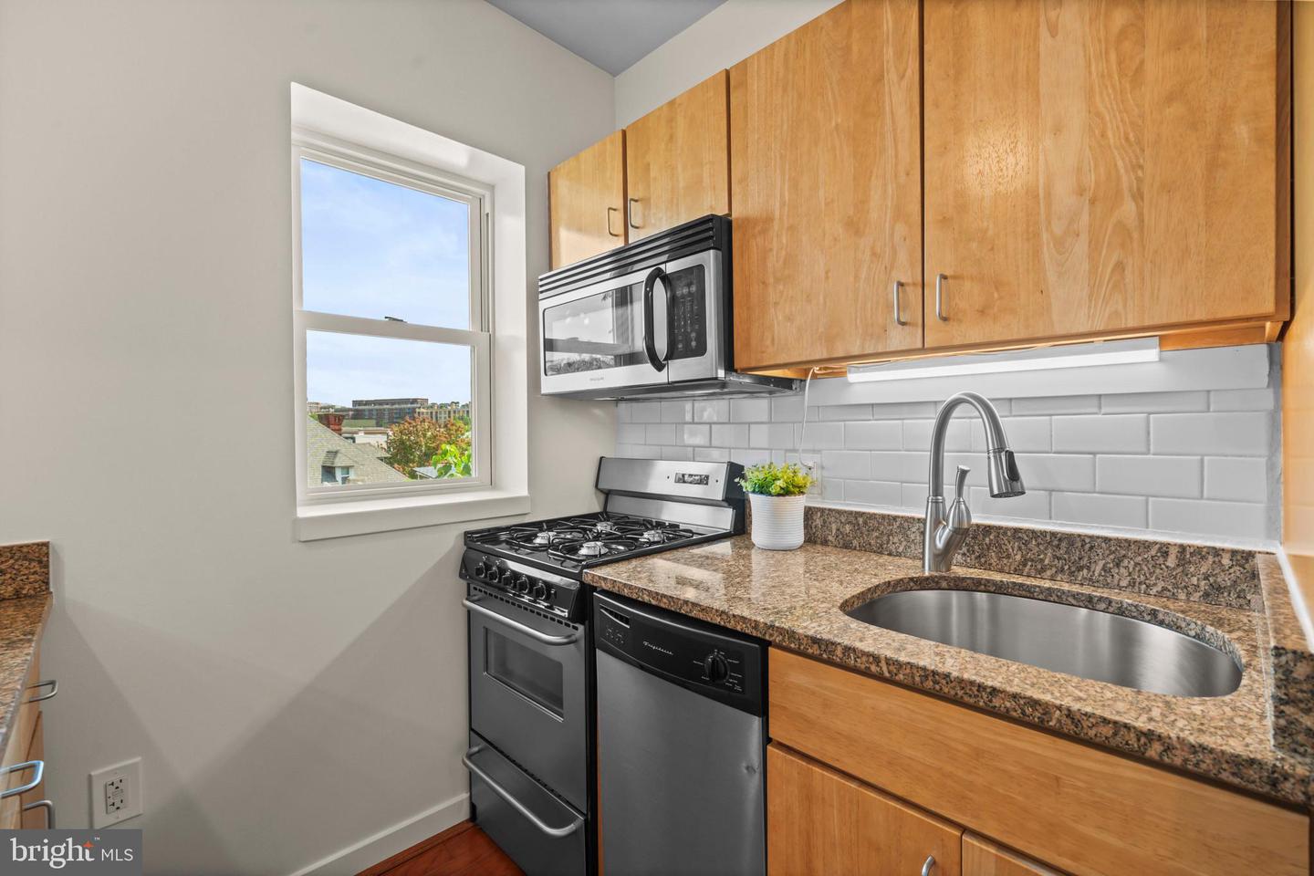 3534 10TH ST NW #450, WASHINGTON, District Of Columbia 20010, 1 Bedroom Bedrooms, ,1 BathroomBathrooms,Residential,For sale,3534 10TH ST NW #450,DCDC2212404 MLS # DCDC2212404