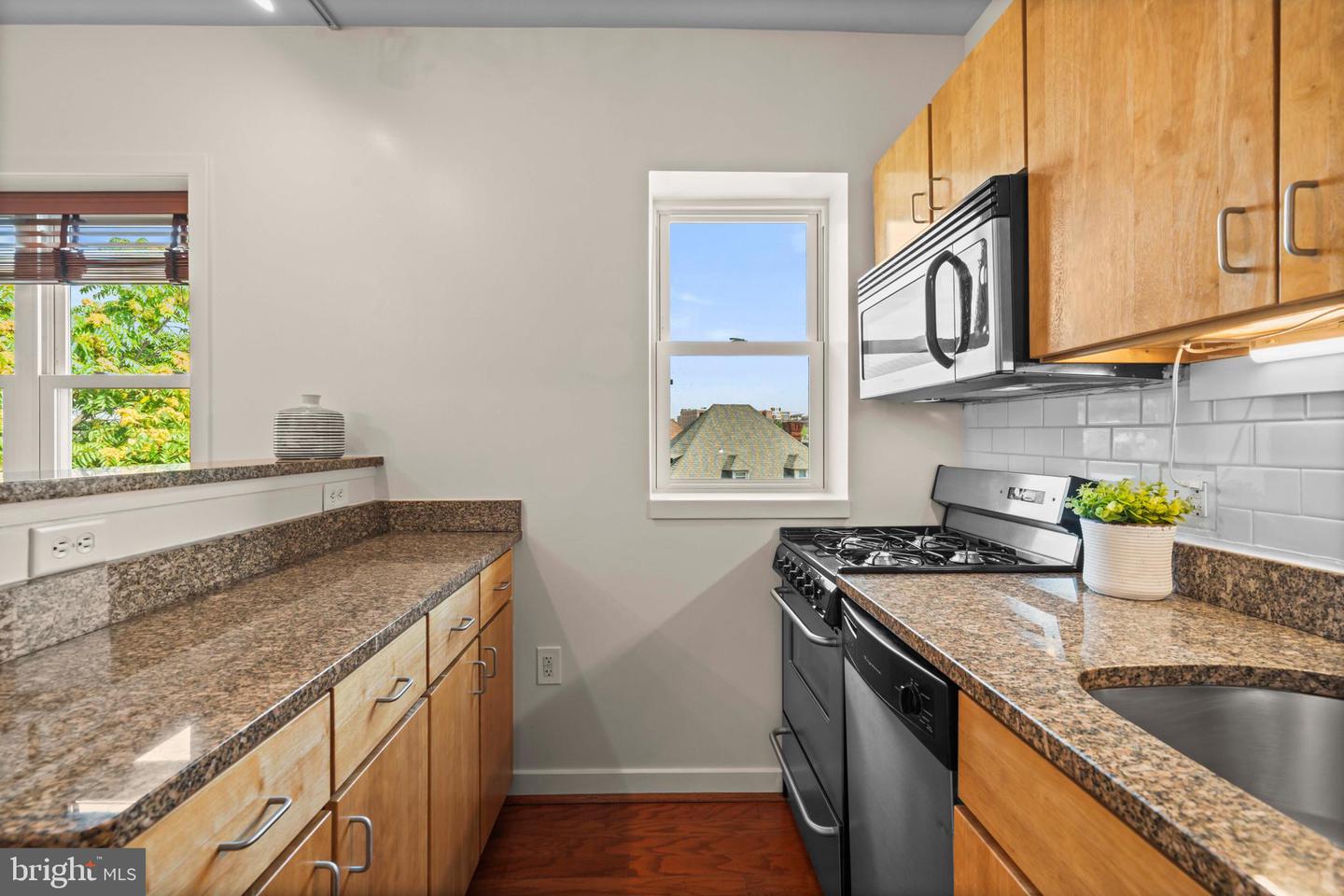 3534 10TH ST NW #450, WASHINGTON, District Of Columbia 20010, 1 Bedroom Bedrooms, ,1 BathroomBathrooms,Residential,For sale,3534 10TH ST NW #450,DCDC2212404 MLS # DCDC2212404