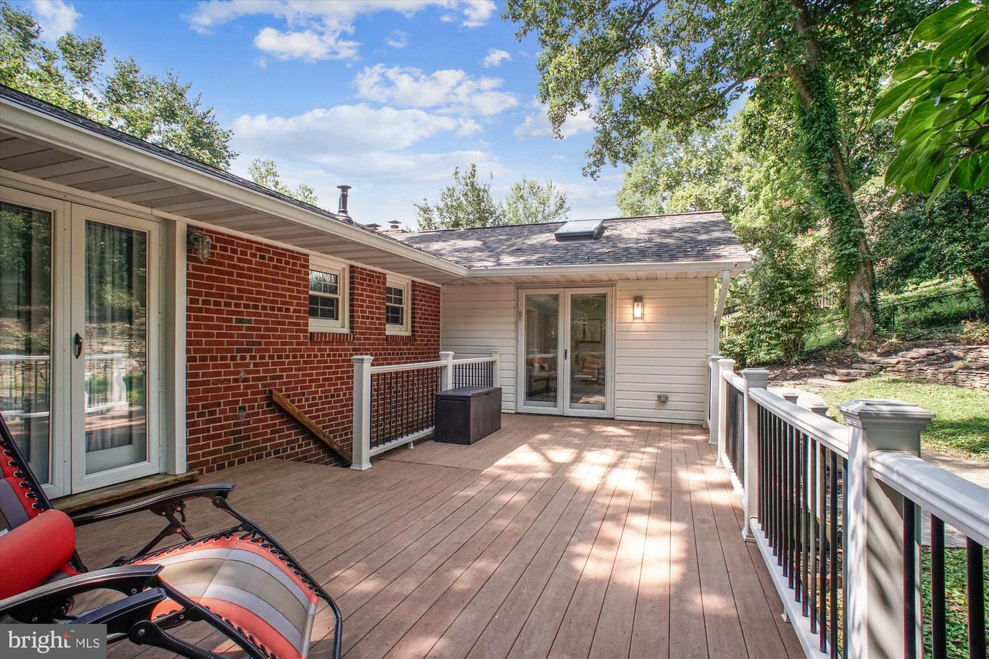 6055 N MORGAN ST, ALEXANDRIA, Virginia 22312, 3 Bedrooms Bedrooms, 6 Rooms Rooms,2 BathroomsBathrooms,Residential,For sale,6055 N MORGAN ST,VAAX2047934 MLS # VAAX2047934