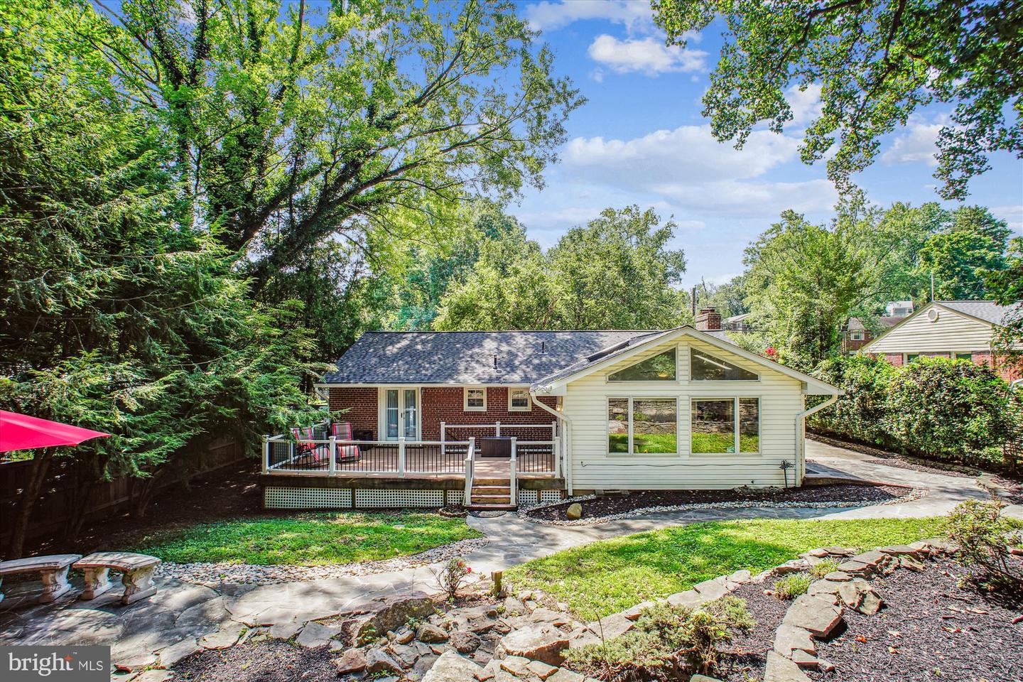 6055 N MORGAN ST, ALEXANDRIA, Virginia 22312, 3 Bedrooms Bedrooms, 6 Rooms Rooms,2 BathroomsBathrooms,Residential,For sale,6055 N MORGAN ST,VAAX2047934 MLS # VAAX2047934
