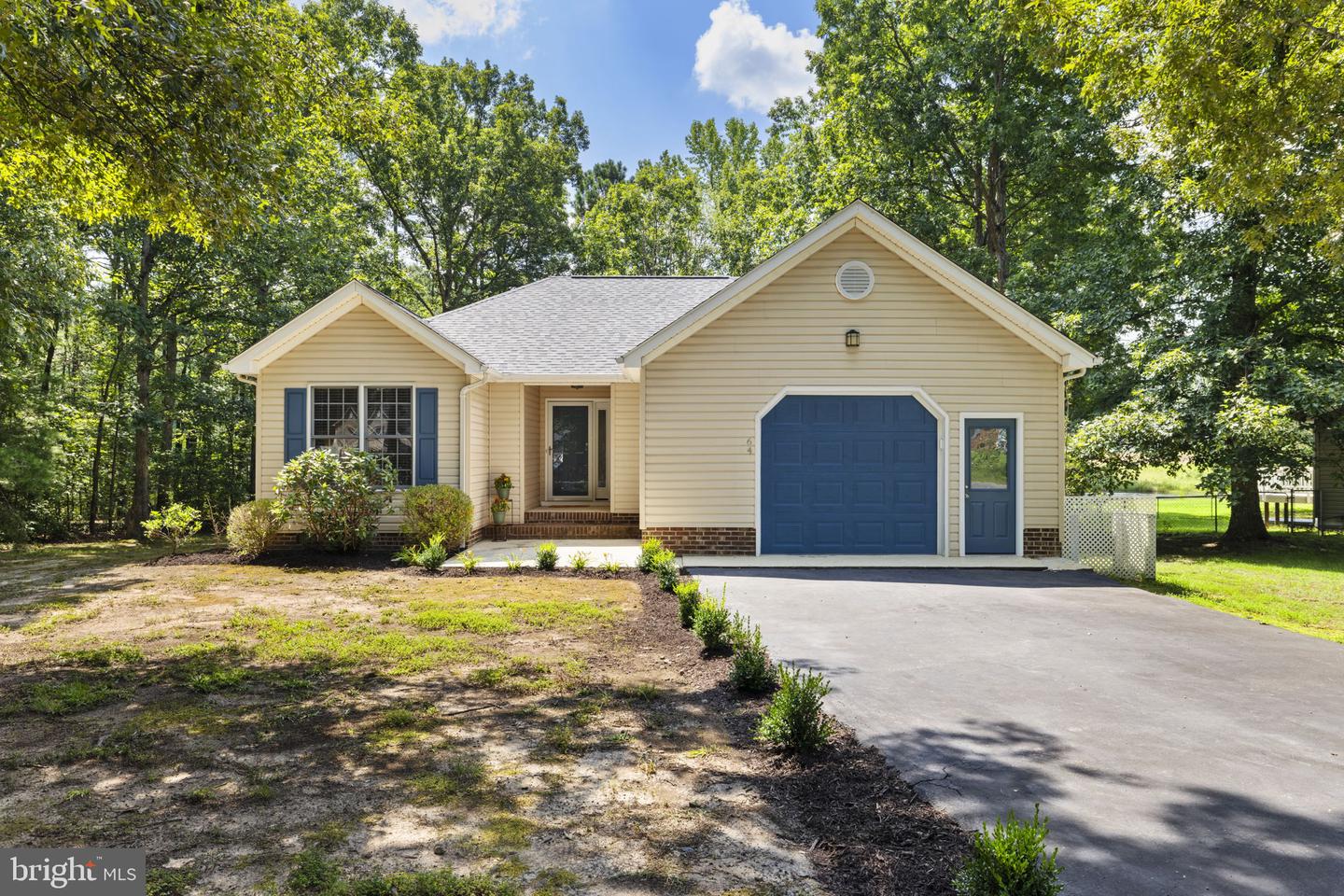 64 BISHOP CV, RUTHER GLEN, Virginia 22546, 3 Bedrooms Bedrooms, ,2 BathroomsBathrooms,Residential,For sale,64 BISHOP CV,VACV2008574 MLS # VACV2008574