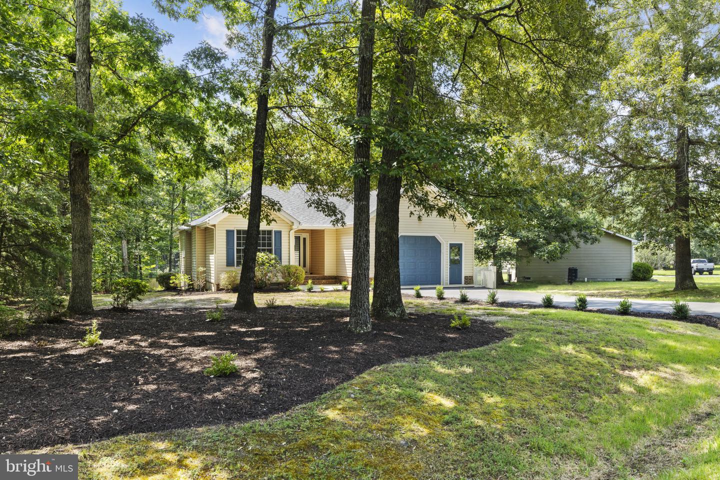 64 BISHOP CV, RUTHER GLEN, Virginia 22546, 3 Bedrooms Bedrooms, ,2 BathroomsBathrooms,Residential,For sale,64 BISHOP CV,VACV2008574 MLS # VACV2008574