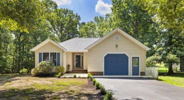 64 BISHOP CV, RUTHER GLEN, Virginia 22546, 3 Bedrooms Bedrooms, ,2 BathroomsBathrooms,Residential,For sale,64 BISHOP CV,VACV2008574 MLS # VACV2008574