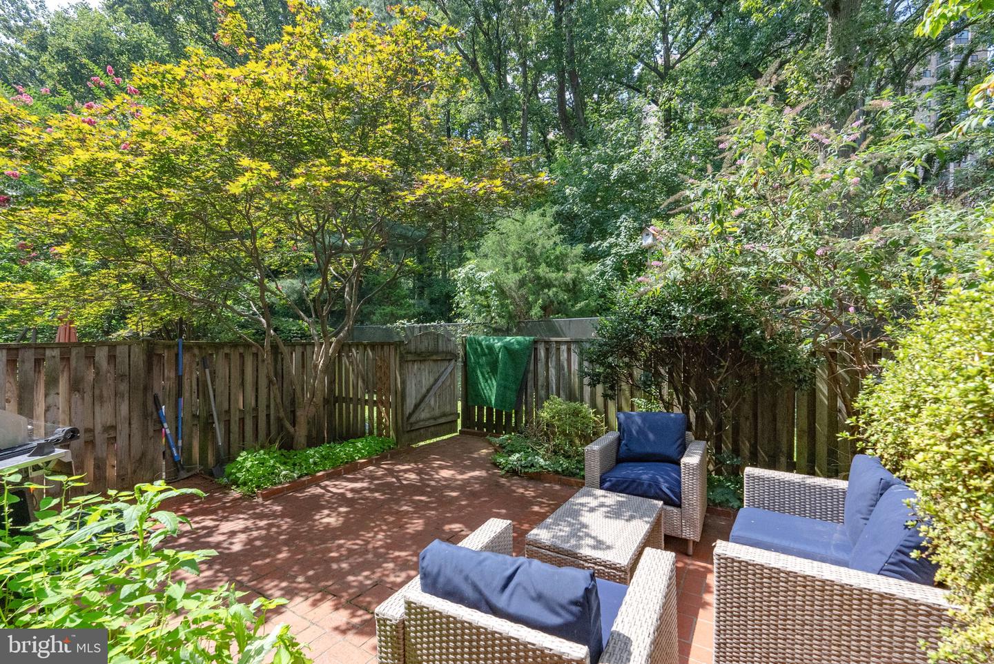 5929 BERKSHIRE CT, ALEXANDRIA, Virginia 22303, 4 Bedrooms Bedrooms, ,3 BathroomsBathrooms,Residential,For sale,5929 BERKSHIRE CT,VAFX2258014 MLS # VAFX2258014
